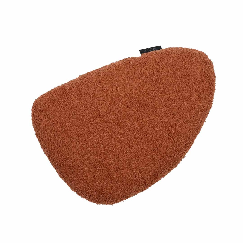 Pebble - Dog head pillow