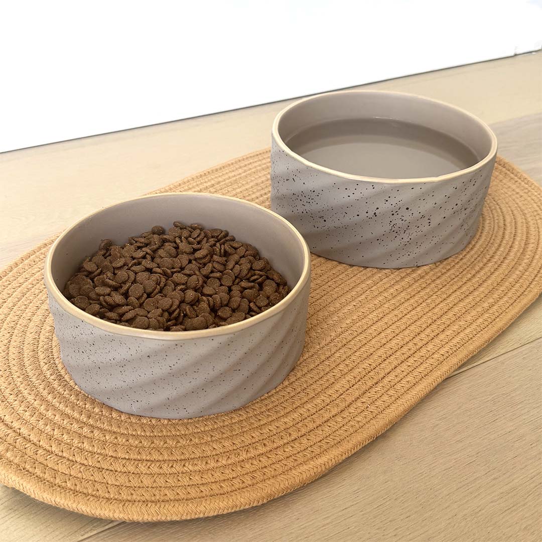 Feeding Bowl Stone wavy dune